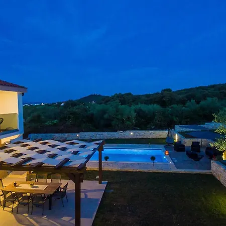 Holiday home Furesta *