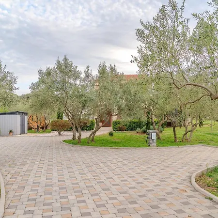 Holiday home Furesta