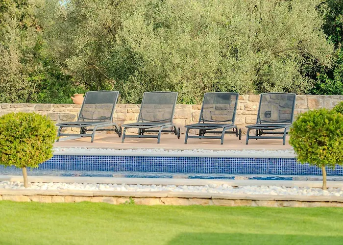 بيت للعطل Furesta